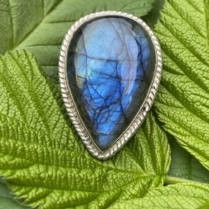 Flash Labradorite Ring