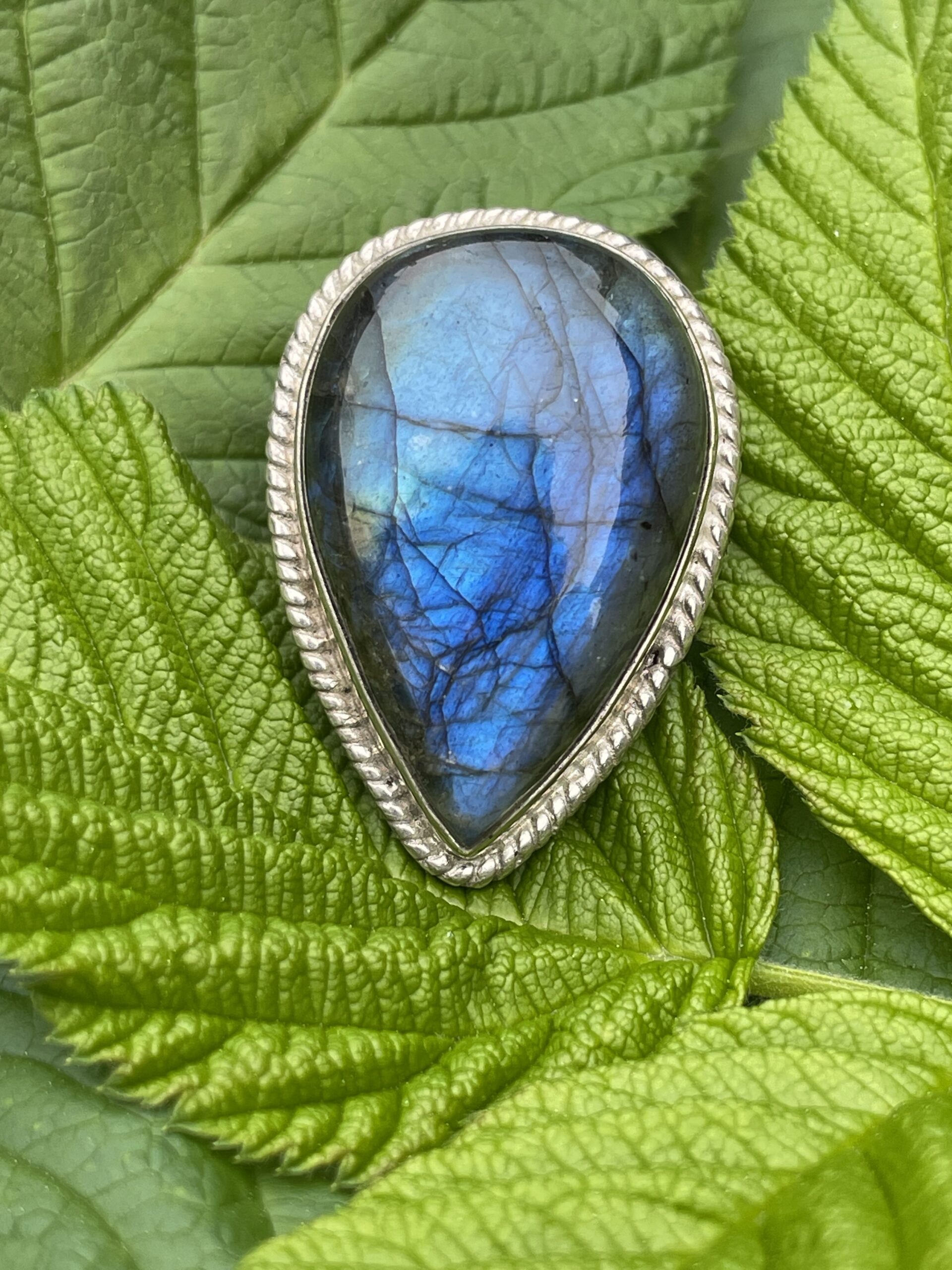 Flash Labradorite Ring